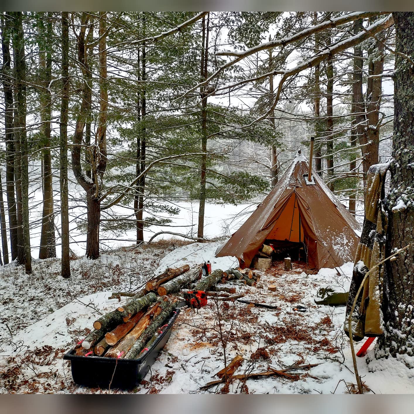 4 Season Tipi Tent for Family Camping Hunting Fishing Waterproof Wind-Proof