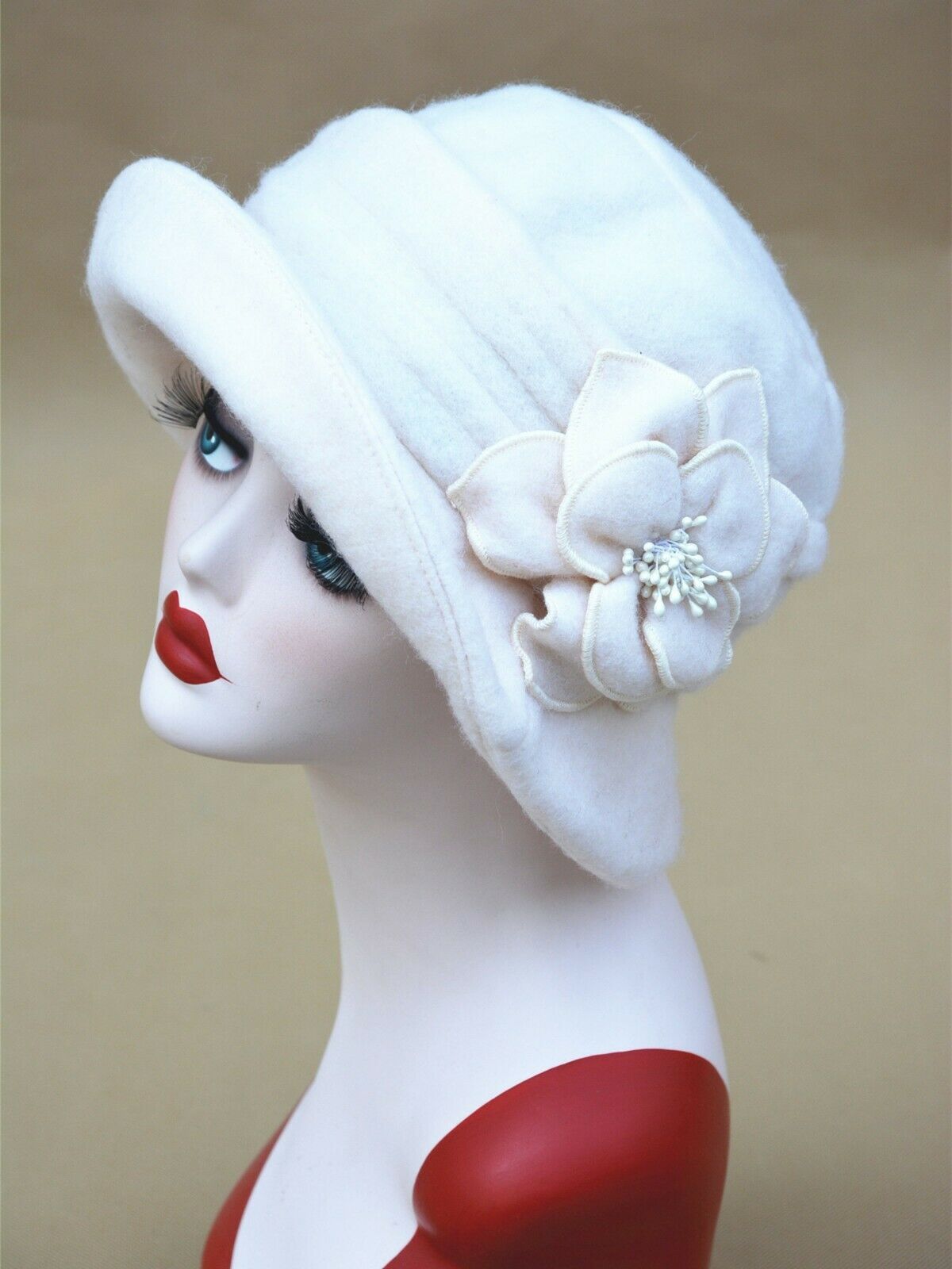 Womens Downton Abbey Style 1920s Wool Cloche Bucket Bonnie Hat Winter Cap