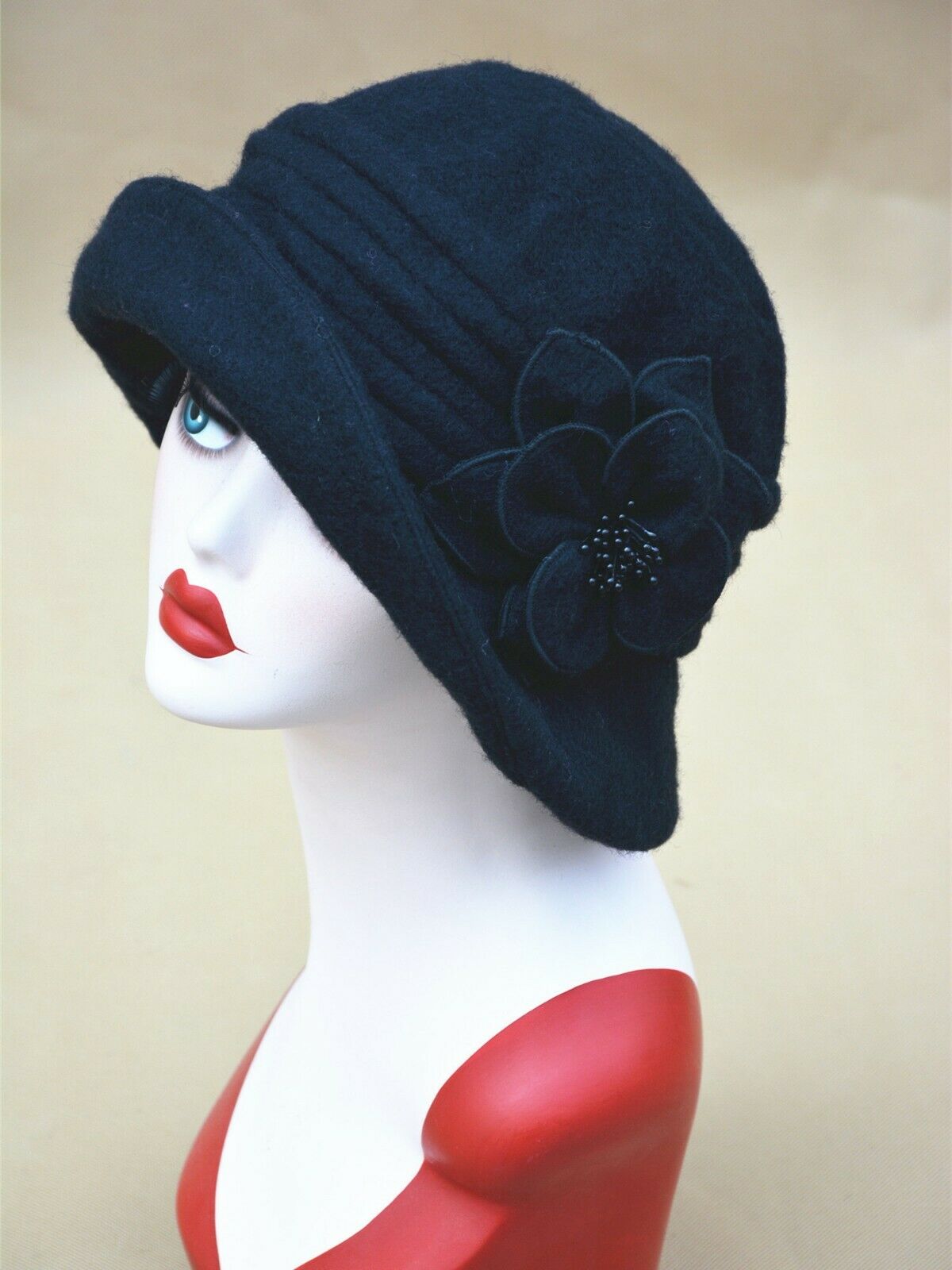 Womens Downton Abbey Style 1920s Wool Cloche Bucket Bonnie Hat Winter Cap